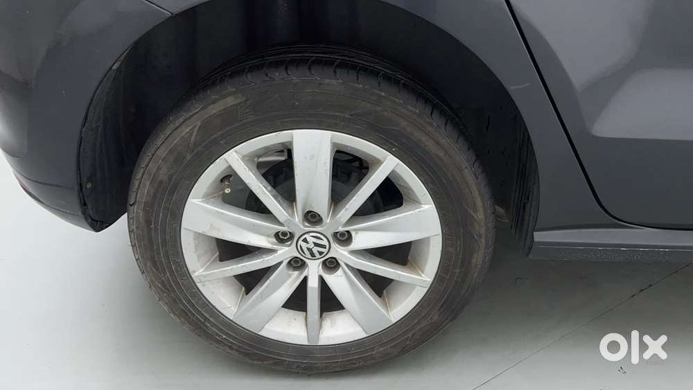 Volkswagen Polo 2009-2013 Petrol Highline 1.2l, 2015, Petrol