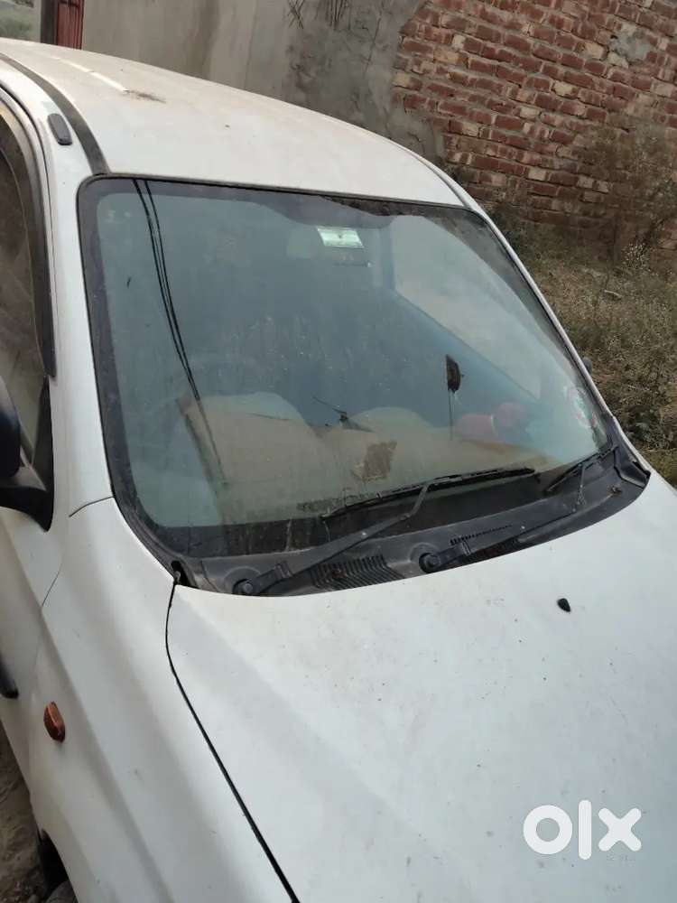 Mujhe Car Bachni