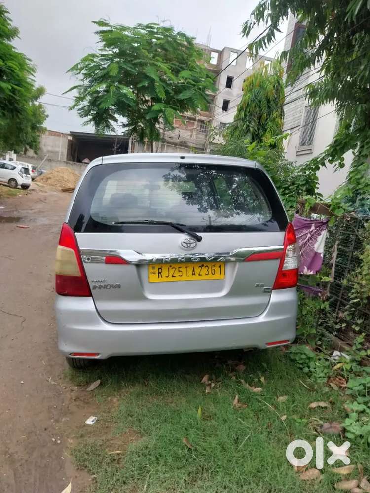 Toyota Innova Diesel 7 Seater 2012