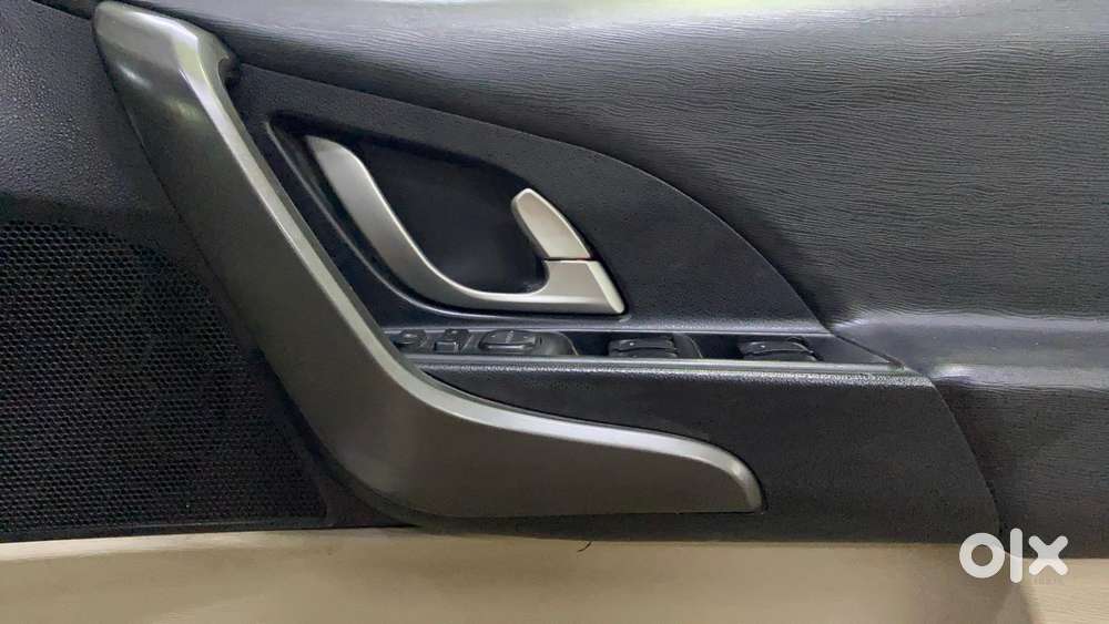 Mahindra Xuv500 2.2 W10, 2017, Diesel