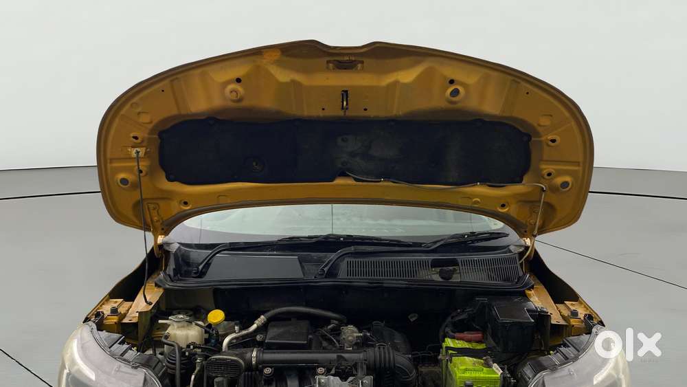 Renault Triber Rxz, 2019, Petrol