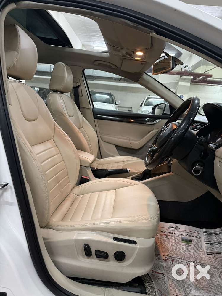 Skoda Octavia [2014-2017] 2.0 Style Tdi At, 2015, Diesel