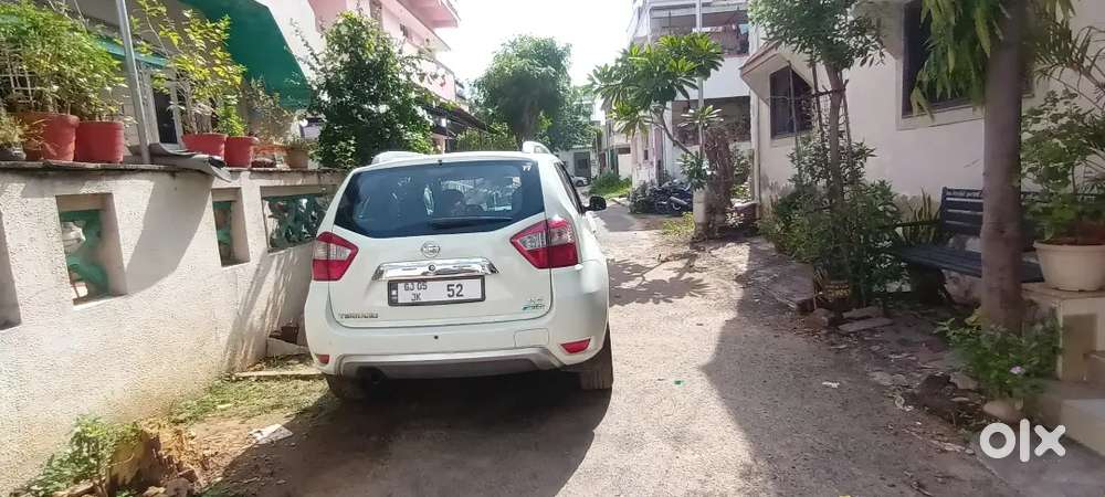 Nissan Terrano 2014
