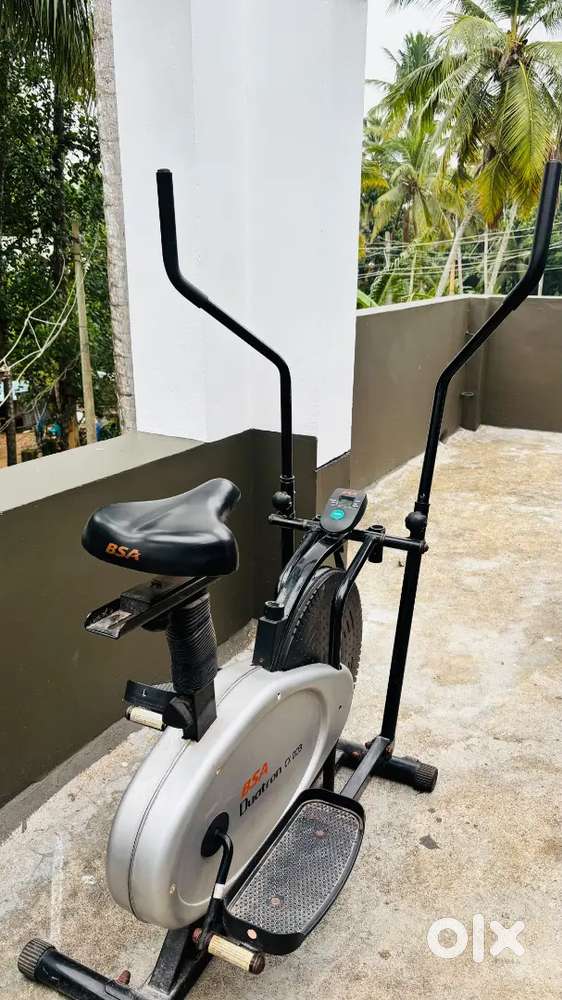 Gym cycling machine