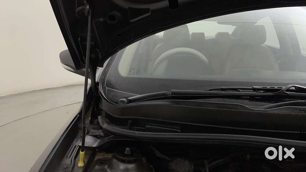 Hyundai Verna Fluidic 1.6 Vtvt Sx Opt, 2013, Petrol