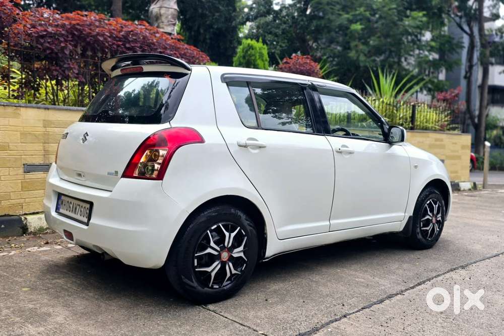 Maruti Suzuki Swift Vxi Cng, 2010, Cng & Hybrids