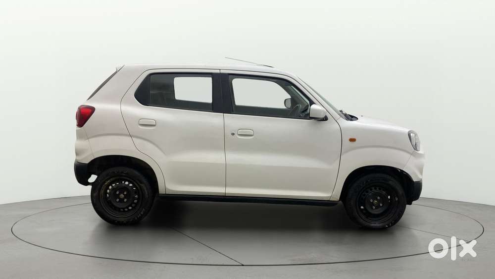 Maruti Suzuki S-presso Vxi Plus, 2023, Petrol