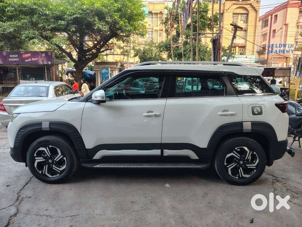 Maruti Suzuki Brezza 1.5 Zxi Plus Smart Hybrid, 2023, Petrol