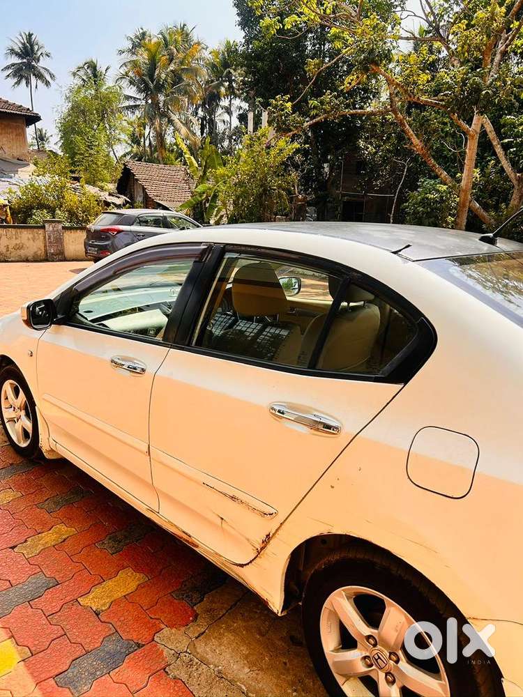 Honda City Top Model 2010 Petrol Well Maintained