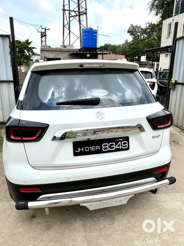 New Condition Like Showroom And Scratchless