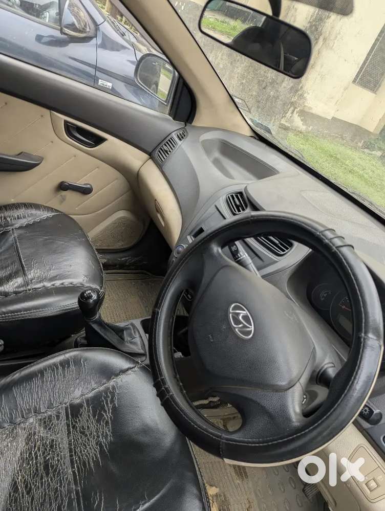 Hyundai Eon 2012 Petrol Well Maintained