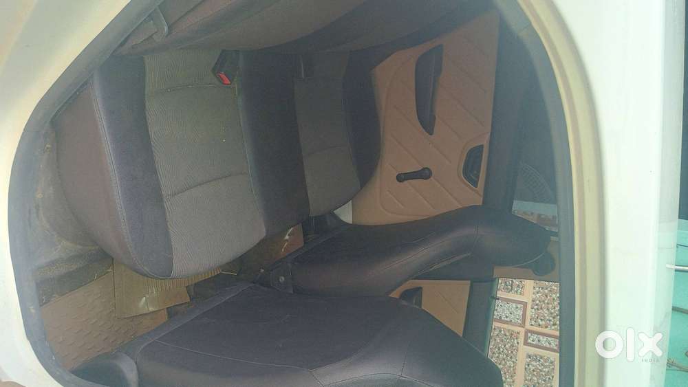 Hyundai Eon 2012 Cng & Hybrids Good Condition