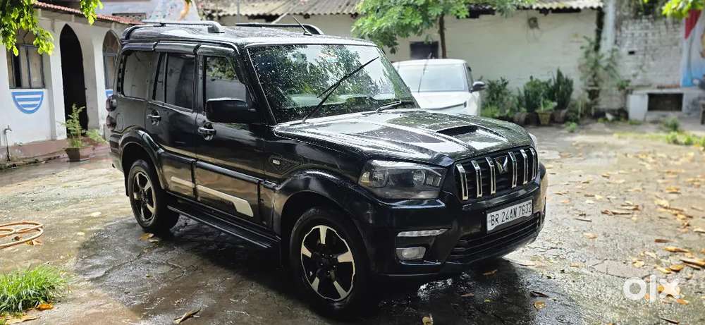 Mahindra Scorpio 2024 Diesel Manual