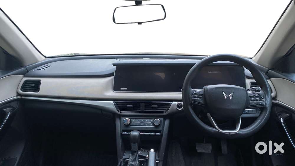 Mahindra Xuv700 2.2 Ax 5 Diesel At 7 Str, 2024, Diesel