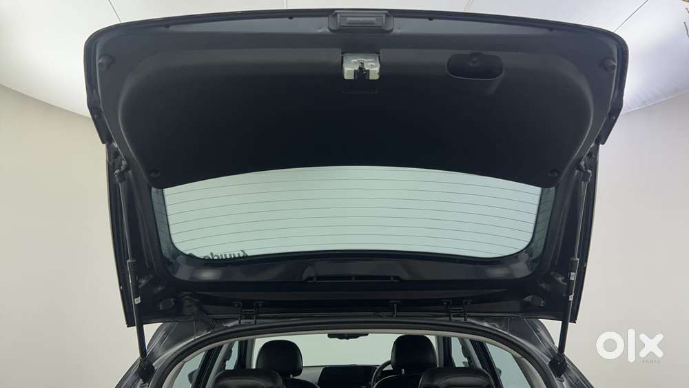 Hyundai New I20 1.2 Asta (o) Ivt, 2024, Petrol