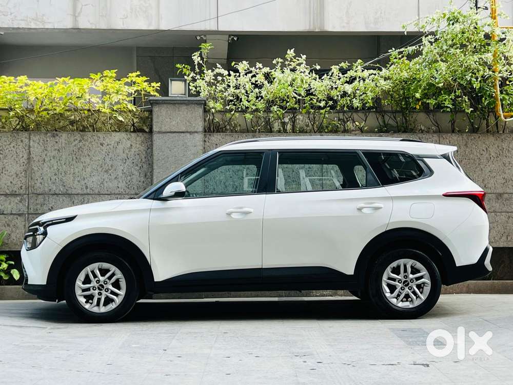 Kia Carens 1.4 Prestige 7 Str, 2022, Petrol