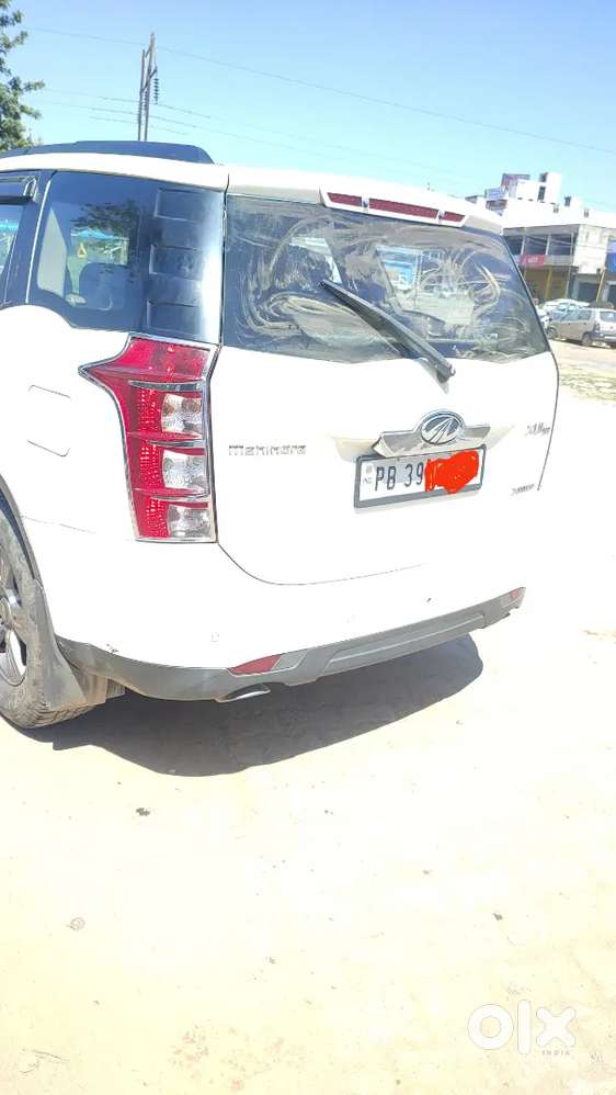 Mahindra Xuv500 2018 Diesel 70000 Km Driven