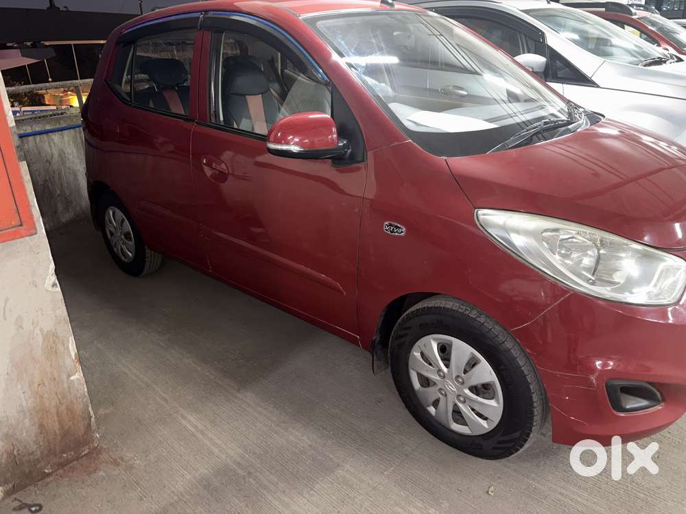 Hyundai I10 Sportz At, 2012, Petrol