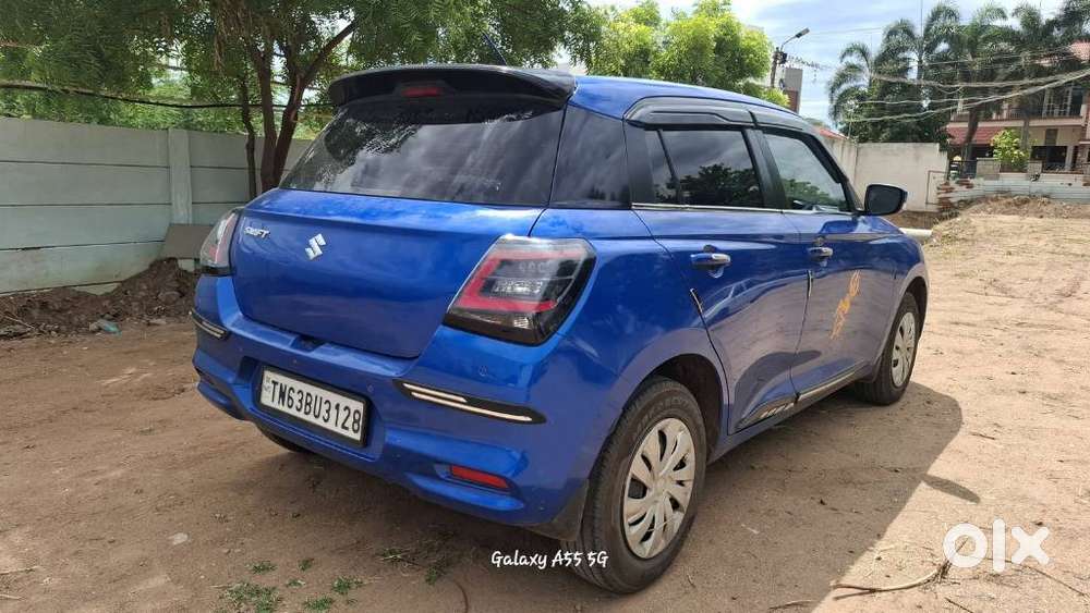 Maruti Suzuki New-gen Swift Vxi, 2025, Petrol
