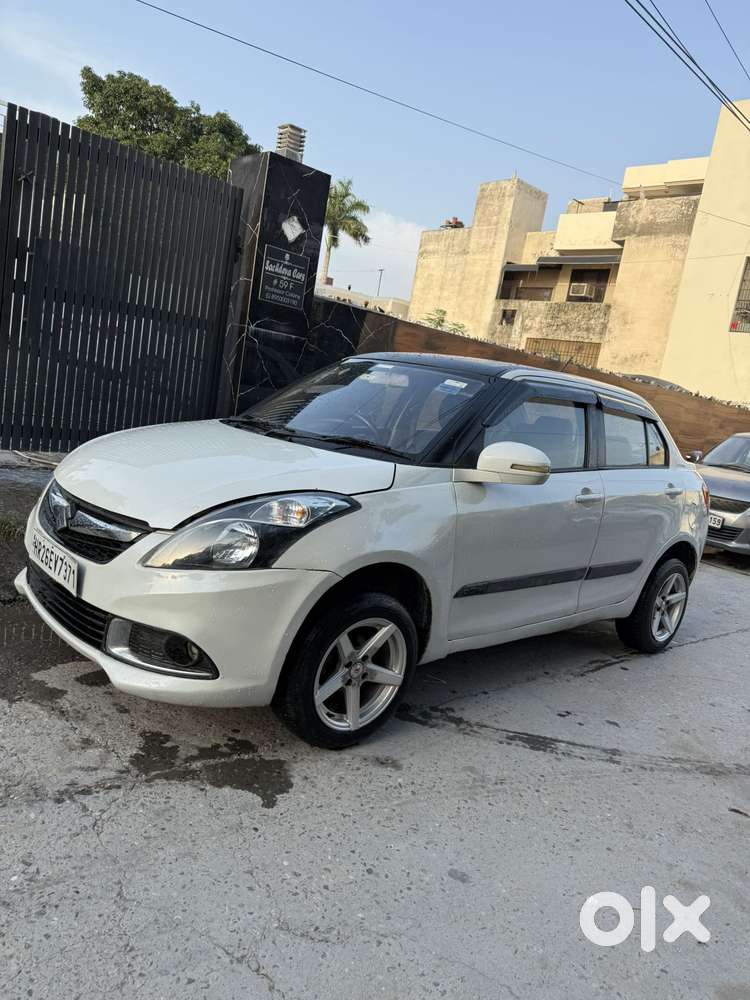 Maruti Suzuki Swift Dzire 1.3 Vxi, 2016, Petrol