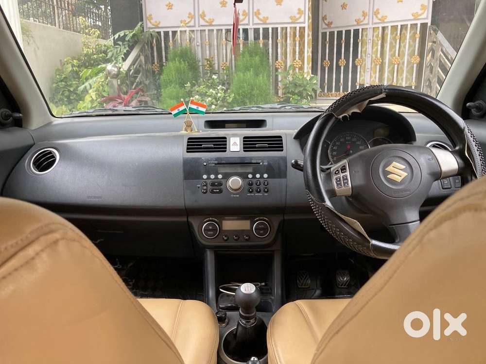 Maruti Suzuki Swift Dzire 2010 Petrol Well Maintained
