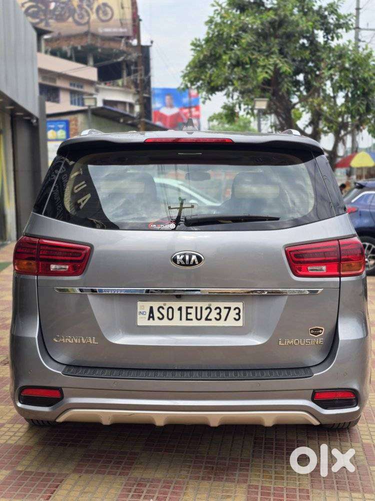 Kia Carnival Limousine, 2021, Diesel