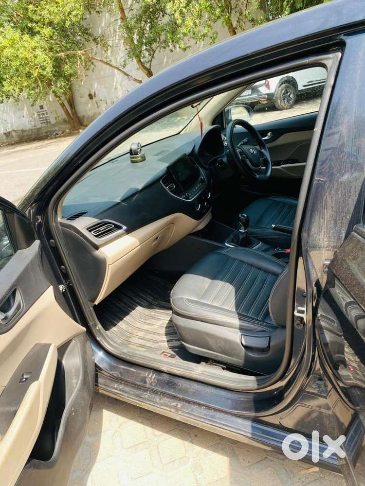 Hyundai Verna 2022 Petrol 80000 Km Driven