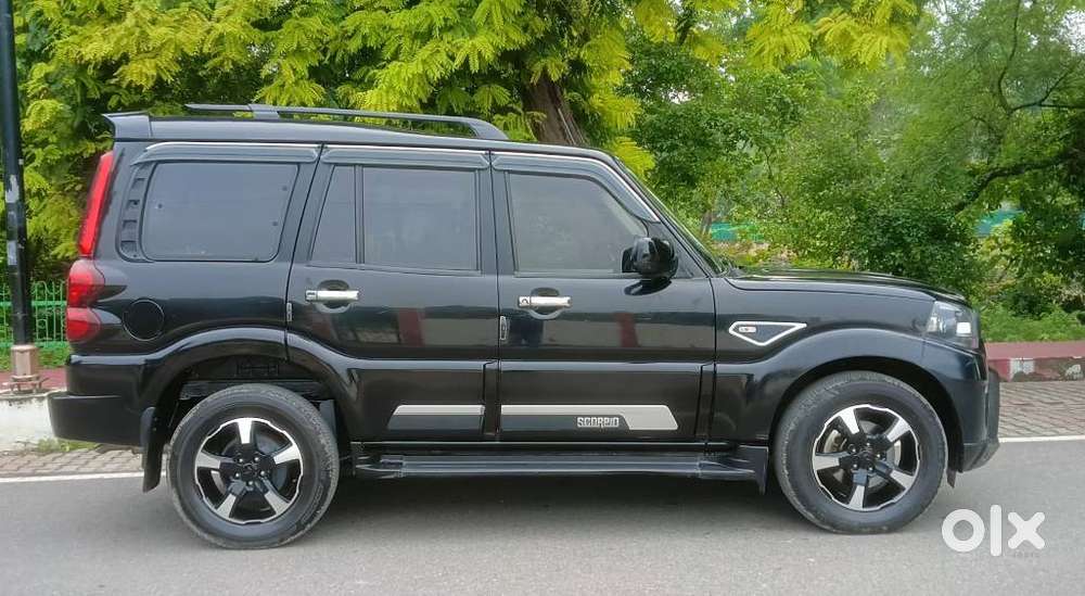 Mahindra Scorpio Classic 2.2 S 11 Mt 7 Str, 2024, Diesel
