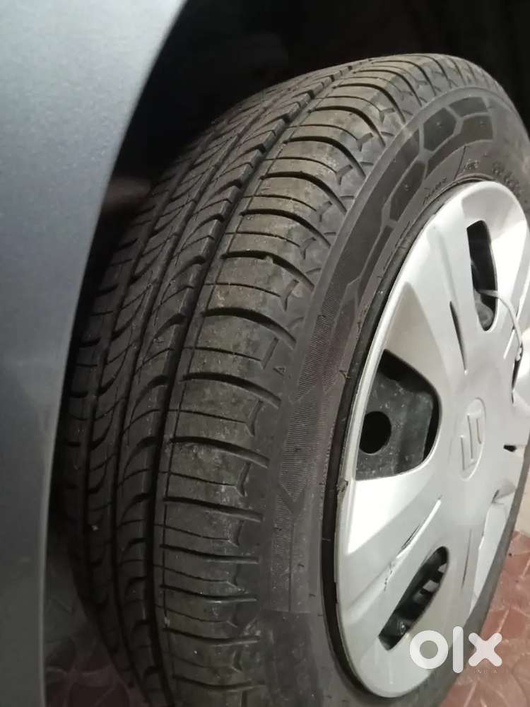 ,  Leather Seat, New Battery,frent New Tyre.call   Nien 44283110four