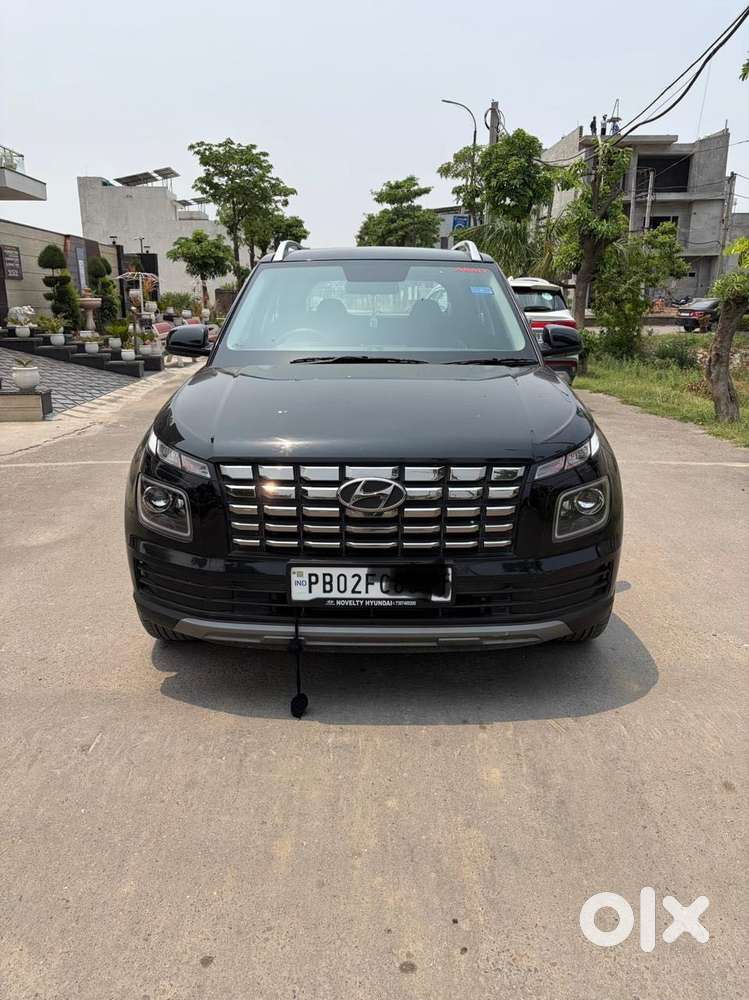 Hyundai Venue, 2025, Petrol