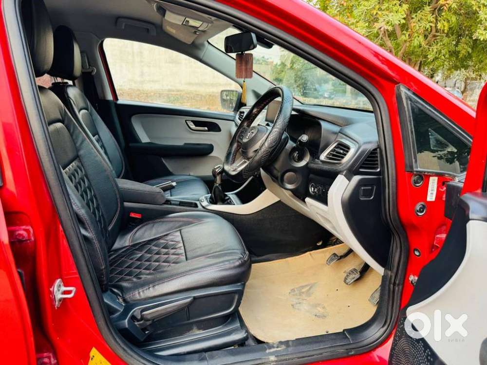 Tata Altroz Xz, 2020, Petrol