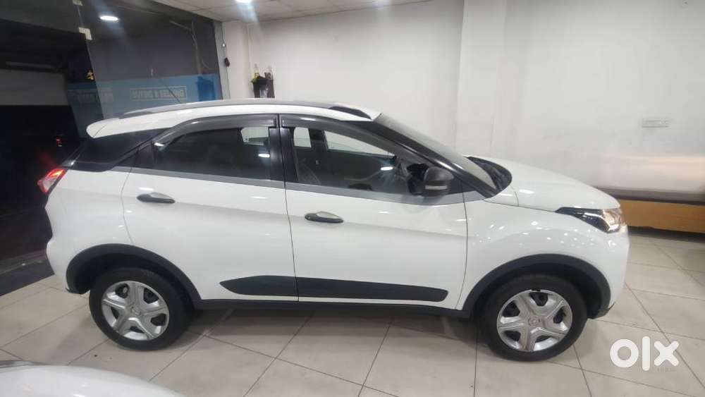 Tata Nexon 1.5 Revotorq Xt, 2020, Petrol