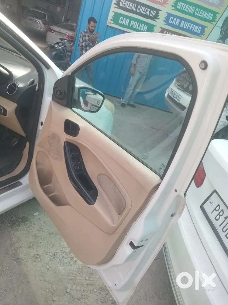 Ford Figo 1.5d Ambiente 2016