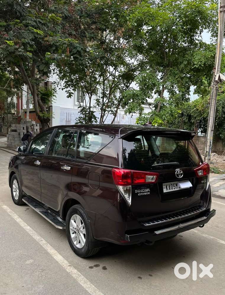 Toyota Innova Crysta 2.8 Gx At, 2017, Diesel