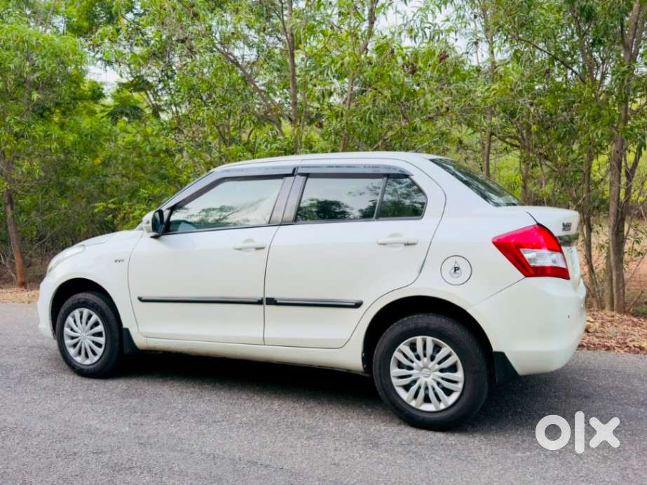 Maruti Suzuki Dzire 1.2 Vxi, 2016, Petrol