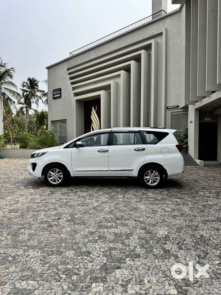 Toyota Innova Crysta [2020-ongoing] 2.4 Gx 7 Str, 2020, Diesel