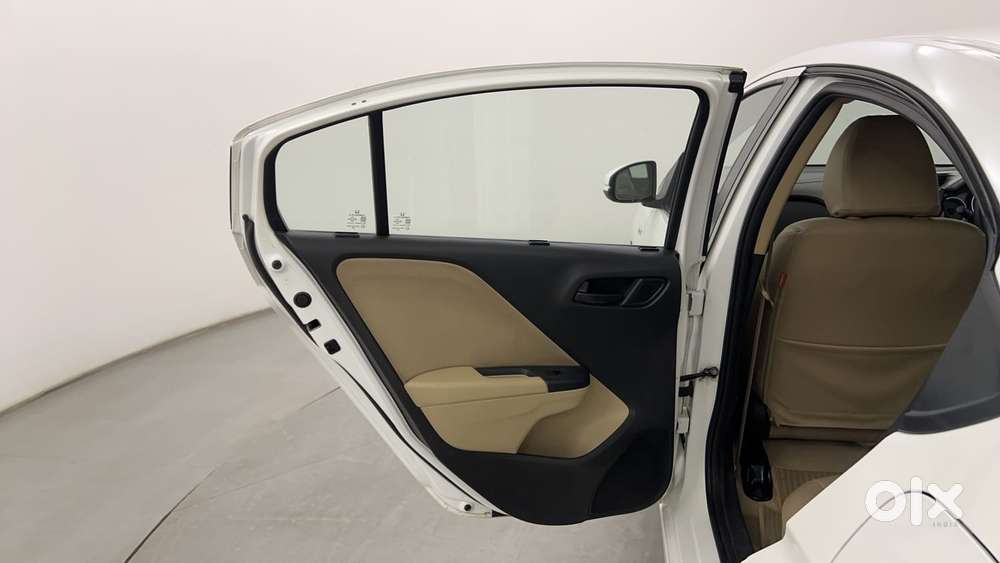 Honda City I-vtec Sv, 2016, Petrol