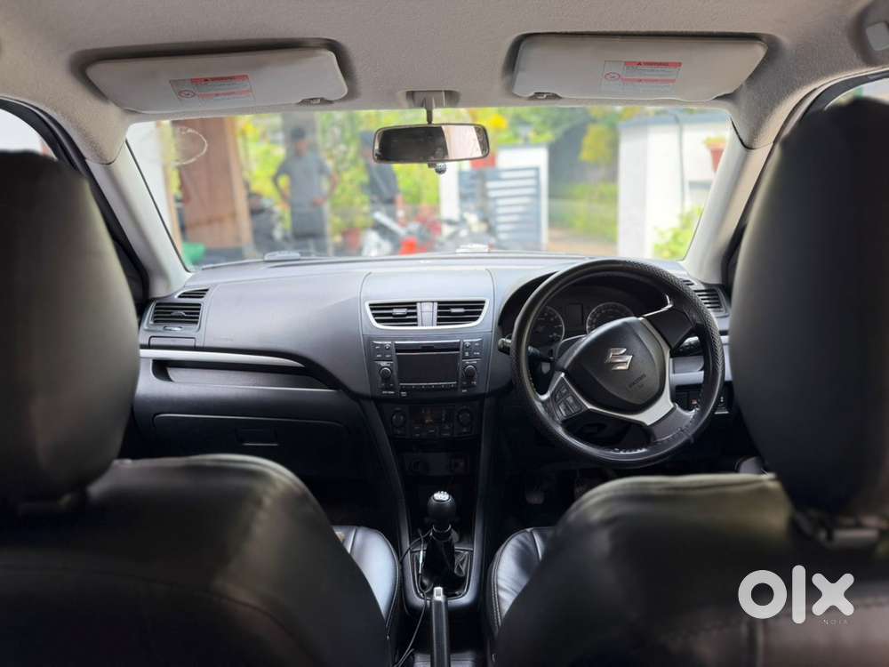 Maruti Suzuki Swift Petrol 2012