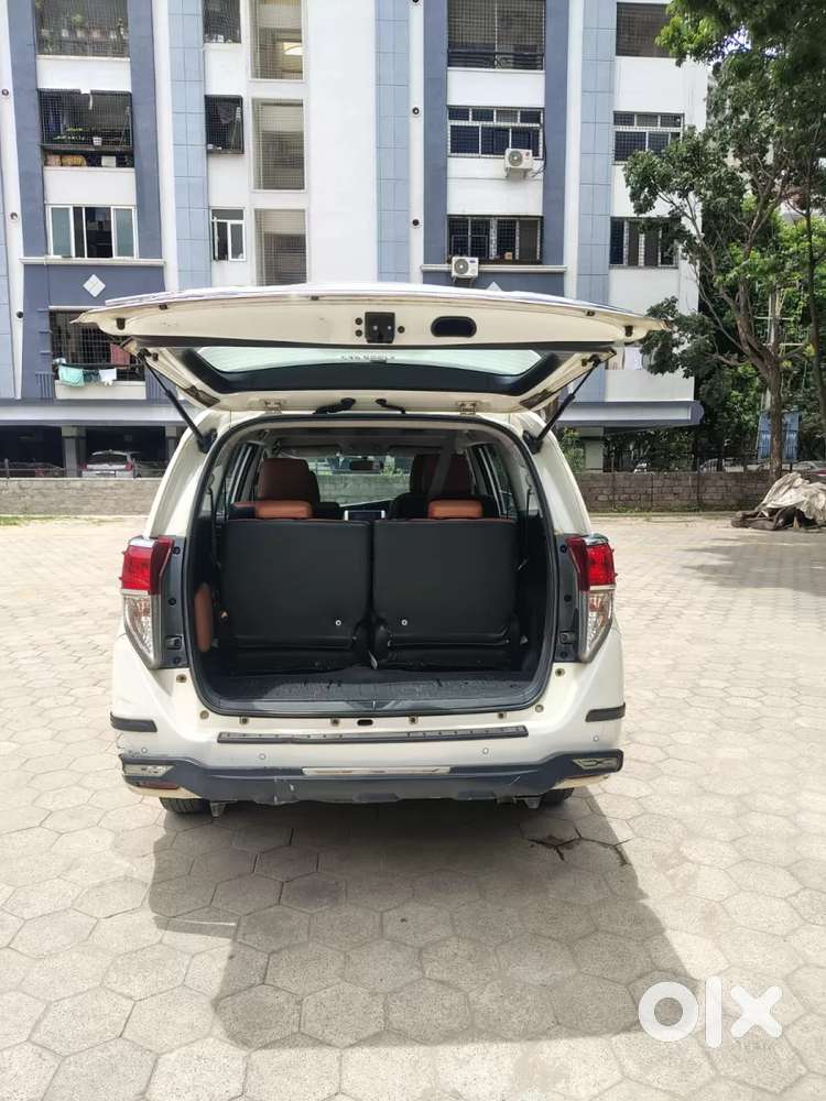 Toyota Innova Crysta 2.4 G Mt 7 Str, 2019, Diesel