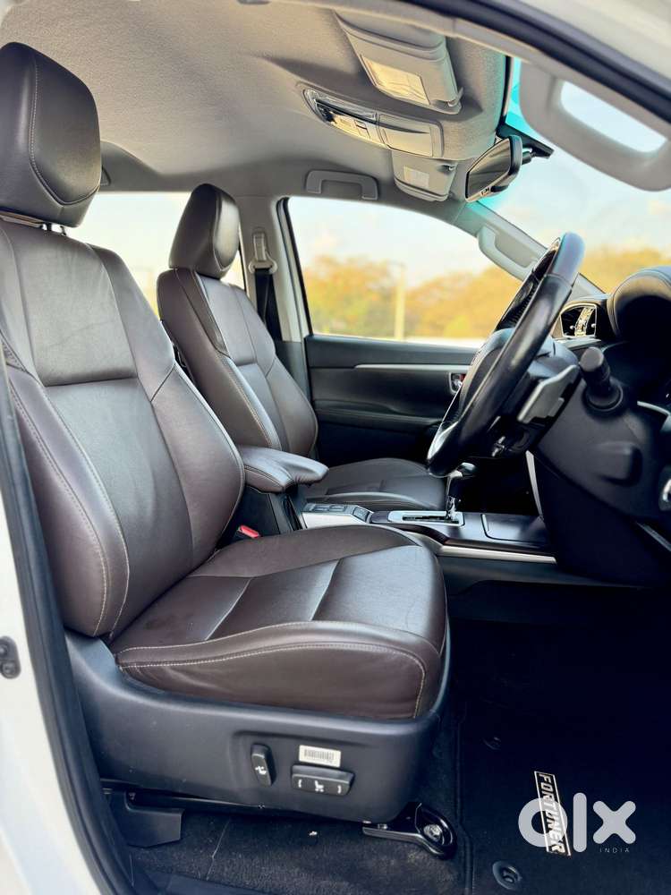 Toyota Fortuner 4x2 At 2.8 Diesel, 2019, Diesel