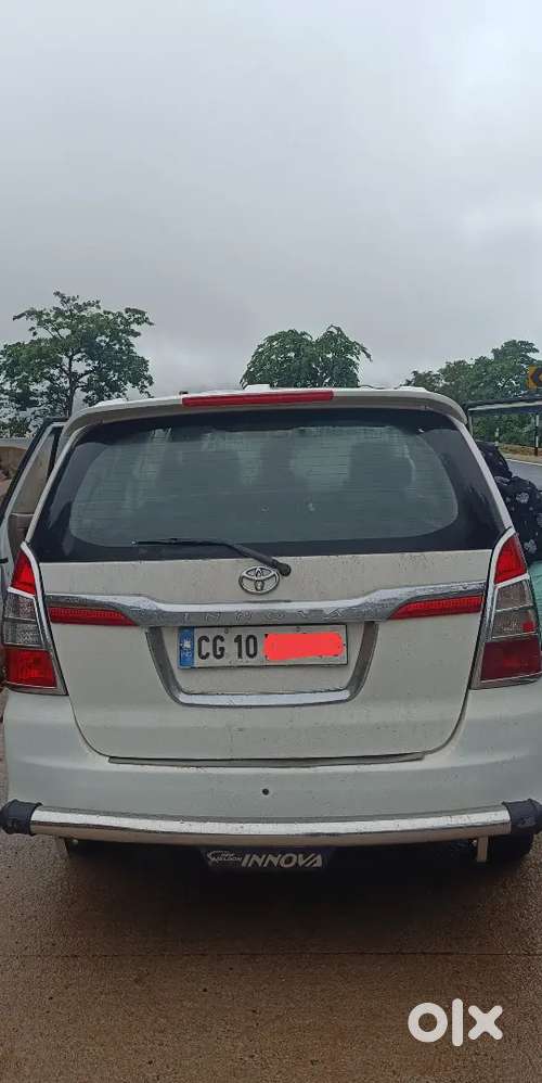 Toyota Innova 2015 Variant Showroom Condition  Personal Use