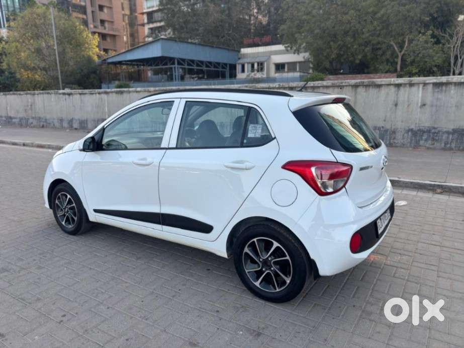 Hyundai Grand I10 1.2 Kappa Sportz Option At, 2018, Petrol