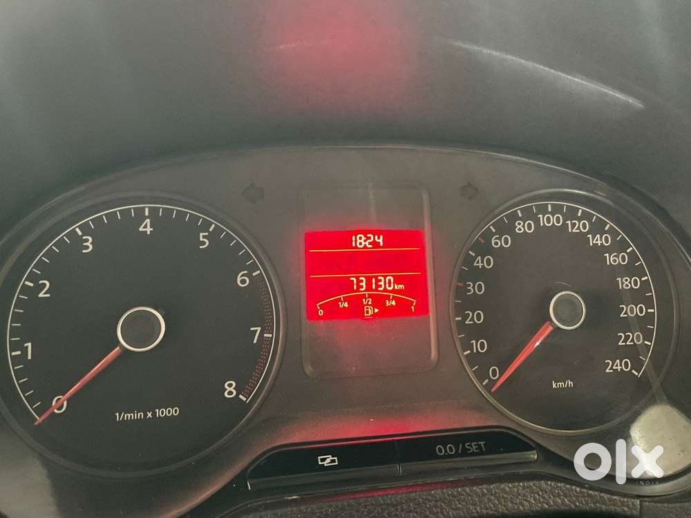 Volkswagen Polo Petrol Highline 1.2l, 2012, Petrol