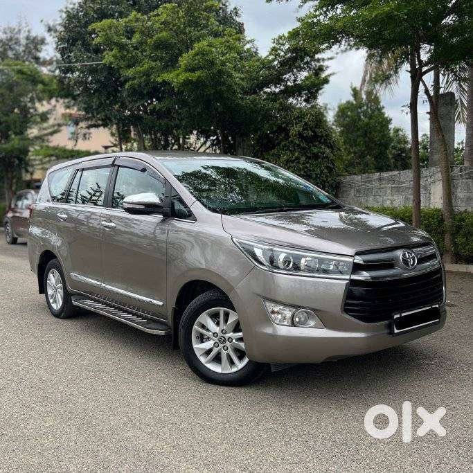 Toyota Innova Crysta 2.8z Automatic, 2017, Diesel