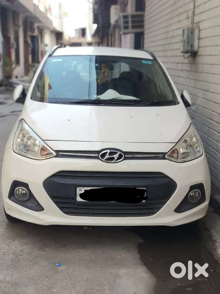 Hyundai Grand I10 Sportz Petrol Manual 2015