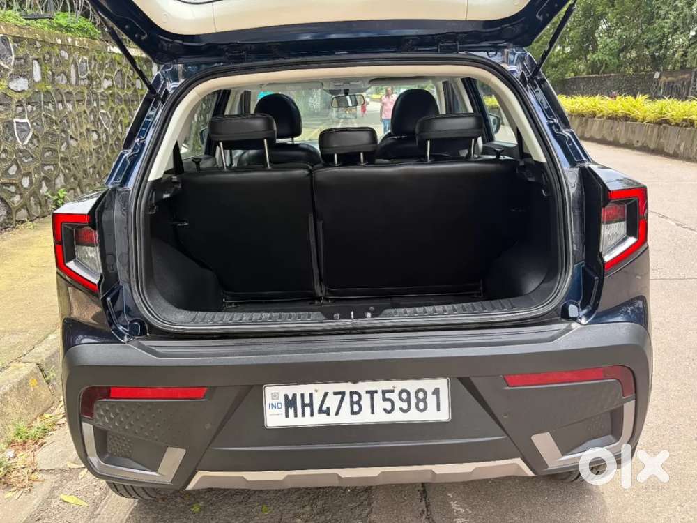 Mahindra Xuv 3xo Ax5l 1.2 Petrol At, 2024, Petrol