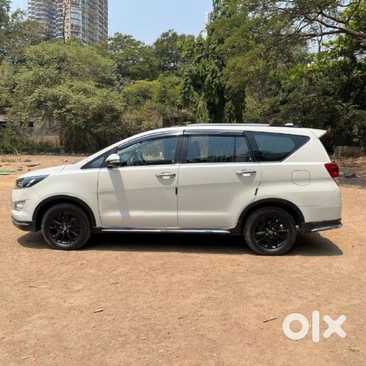 Toyota Innova Crysta Touring Sport 2.4 Mt, 2017, Diesel