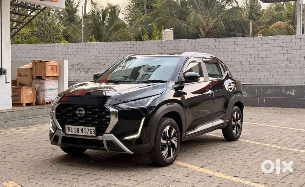 Nissan Magnite N-connecta Mt, 2025, Petrol
