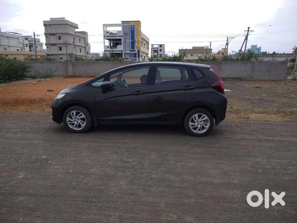 Honda Jazz 2015 V At I-vtec