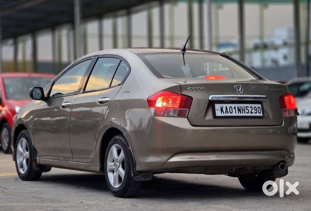 Honda City V At Exclusive, 2011, Petrol